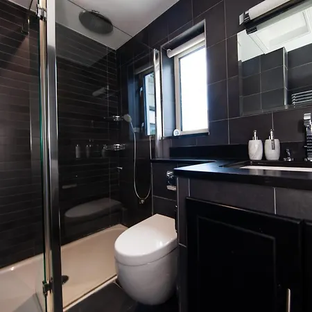 Casa de Férias Luxe 4 Retreat With 3 Bedrooms Dublin